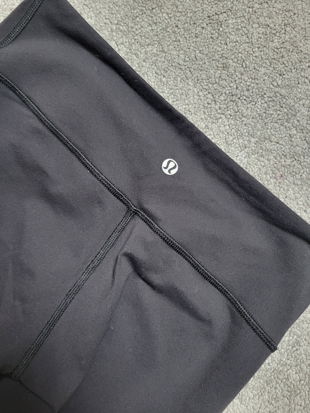 Lululemon Align High-Rise V-Waist Leggings Black Size 6 - Picture 6 of 7